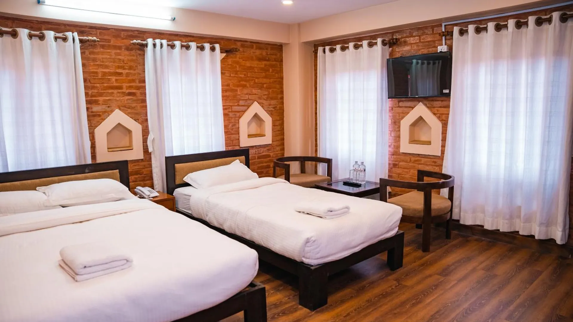 Hotel Sweet Home Bhatgoan