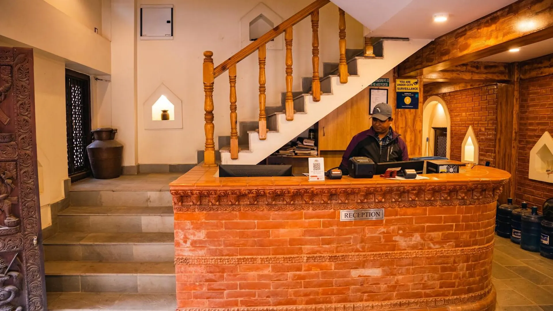 ***  Hotel Sweet Home Bhatgoan ネパール