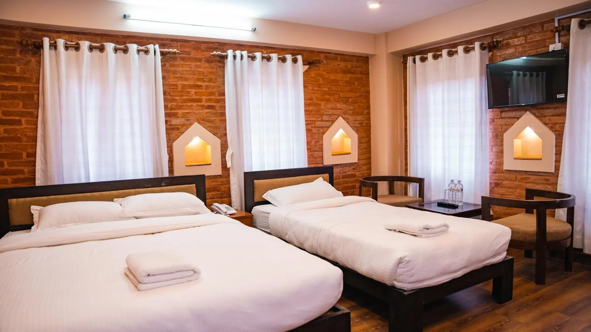 Hotel Sweet Home Bhatgoan