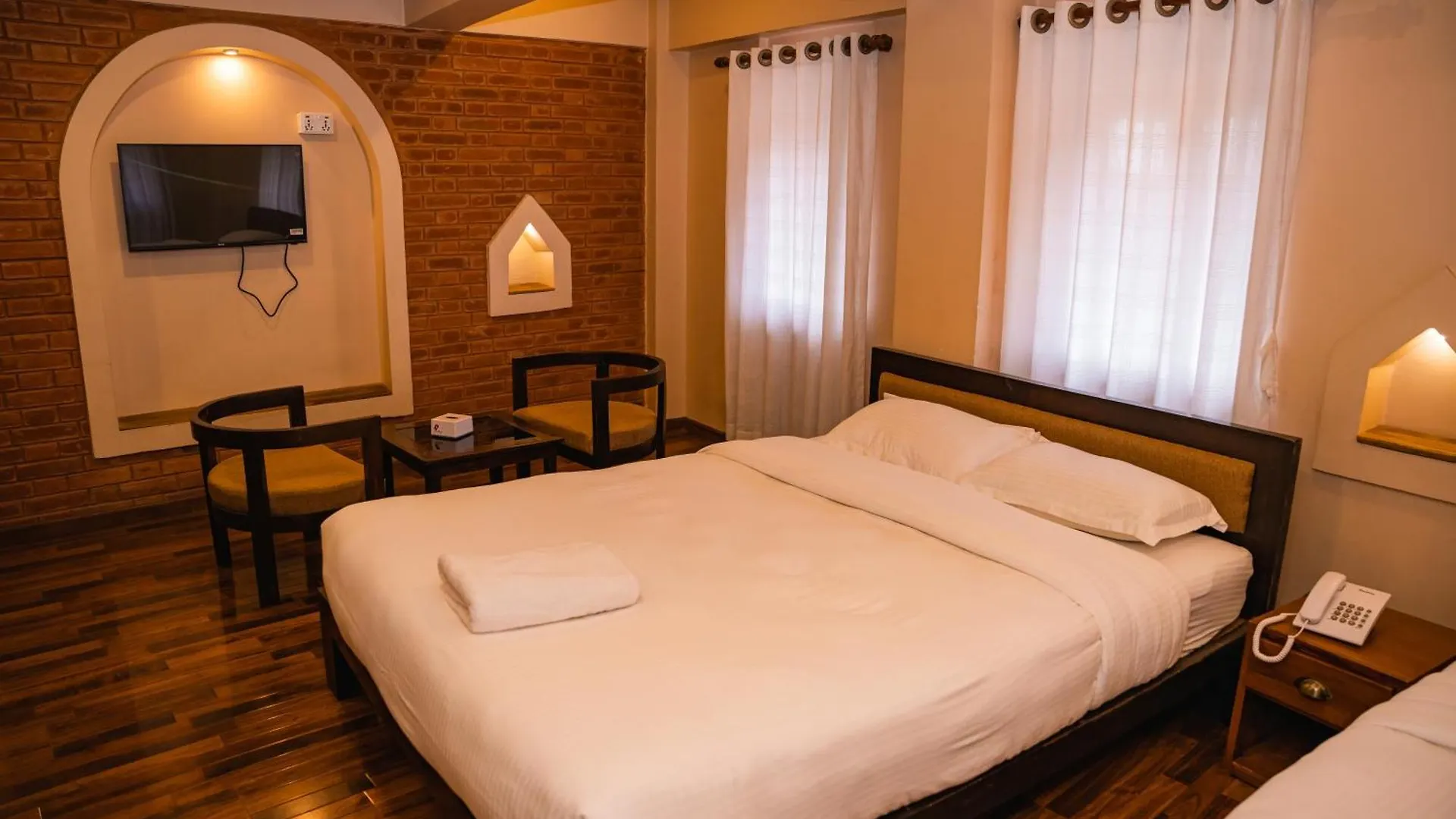 ***  Hotel Sweet Home Bhatgoan ネパール