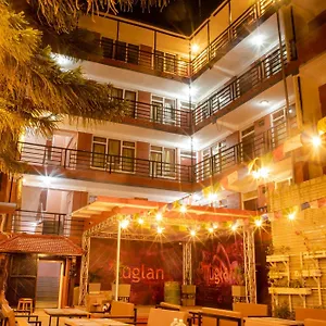 Hotel The Muglan And Restaurant